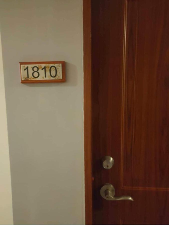 Beacon Condominium Makati Manila Esterno foto