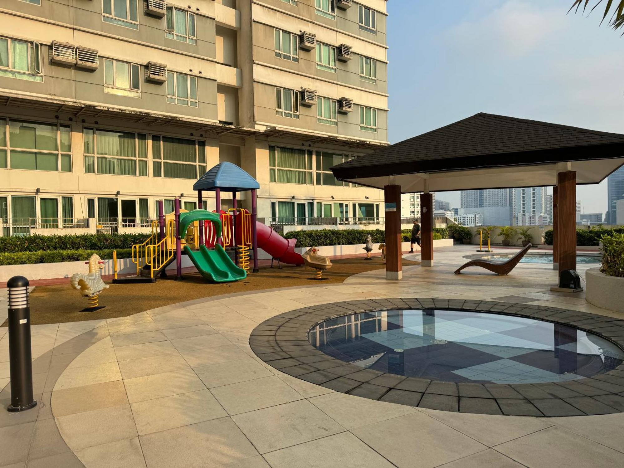 Beacon Condominium Makati Manila Esterno foto