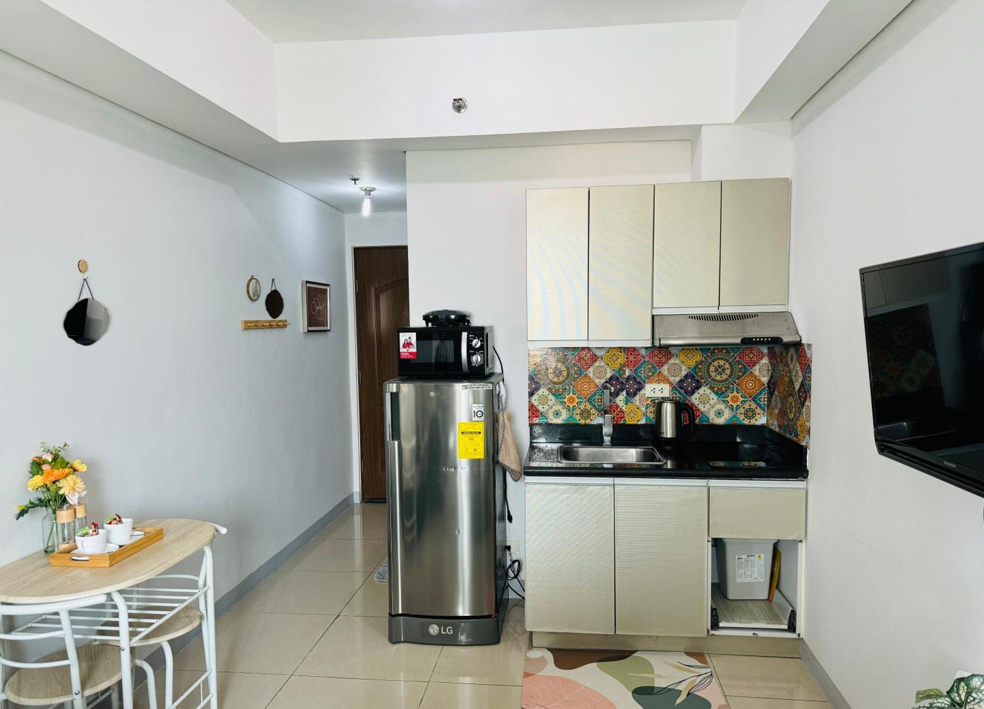 Beacon Condominium Makati Manila Esterno foto